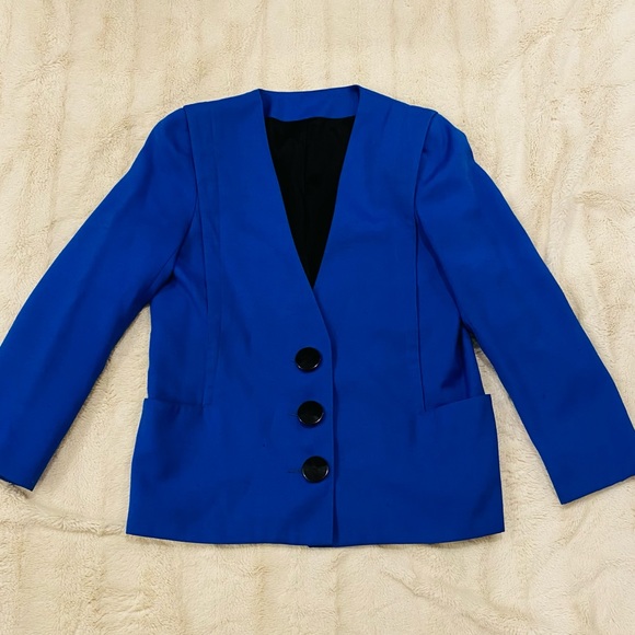 VINTAGE Royal Blue Structured Blazer with Large Black Buttons| Modern Size XS/S - Picture 1 of 7